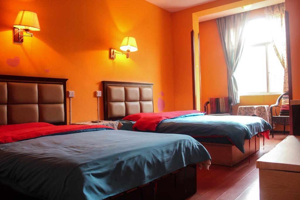 Dengba Hostel Chengdu Branch Екстер'єр фото