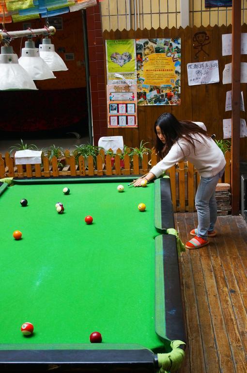 Dengba Hostel Chengdu Branch Екстер'єр фото